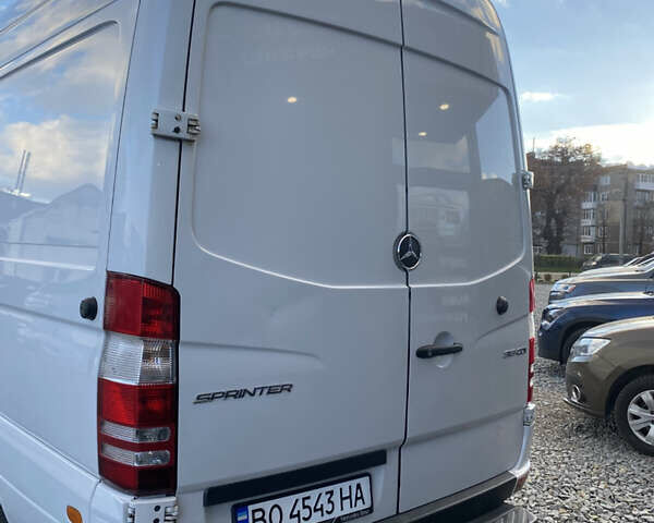 Белый Мерседес Sprinter, объемом двигателя 2.14 л и пробегом 450 тыс. км за 20500 $, фото 26 на Automoto.ua