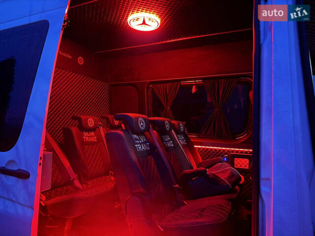 Белый Мерседес Sprinter, объемом двигателя 2.2 л и пробегом 390 тыс. км за 25500 $, фото 22 на Automoto.ua