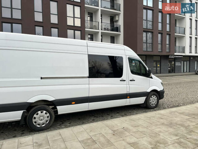 Белый Мерседес Sprinter, объемом двигателя 3 л и пробегом 585 тыс. км за 28500 $, фото 32 на Automoto.ua