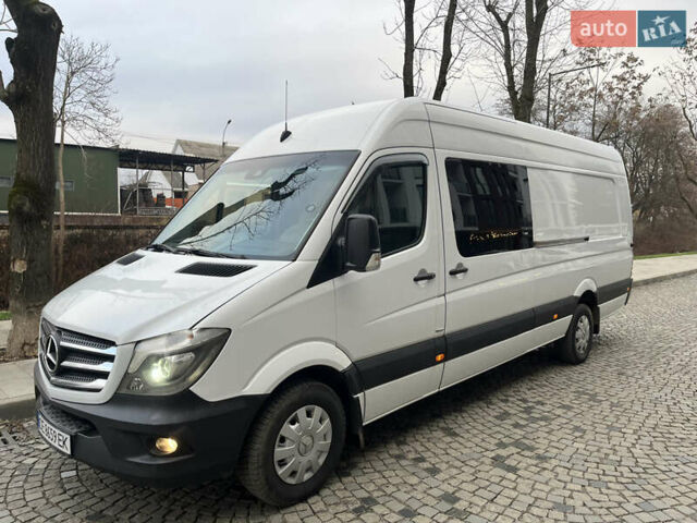 Белый Мерседес Sprinter, объемом двигателя 3 л и пробегом 585 тыс. км за 28500 $, фото 2 на Automoto.ua