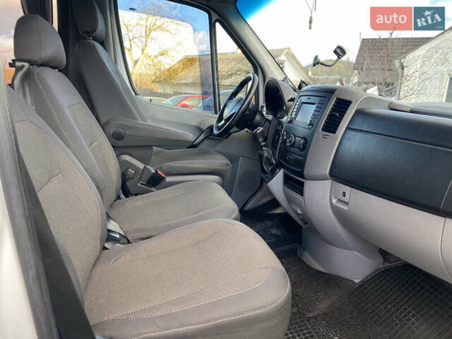 Белый Мерседес Sprinter, объемом двигателя 2.14 л и пробегом 450 тыс. км за 20500 $, фото 29 на Automoto.ua