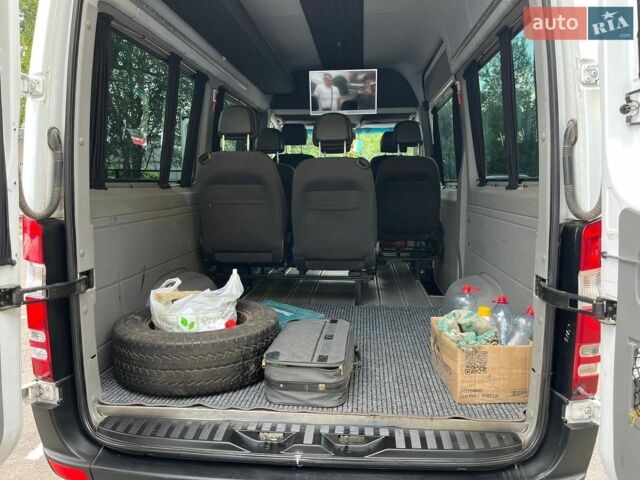 Белый Мерседес Sprinter, объемом двигателя 2.14 л и пробегом 369 тыс. км за 22000 $, фото 28 на Automoto.ua
