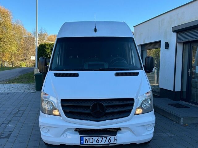 Белый Мерседес Sprinter, объемом двигателя 2.2 л и пробегом 285 тыс. км за 9600 $, фото 1 на Automoto.ua