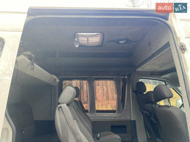 Белый Мерседес Sprinter, объемом двигателя 2.14 л и пробегом 450 тыс. км за 20500 $, фото 75 на Automoto.ua