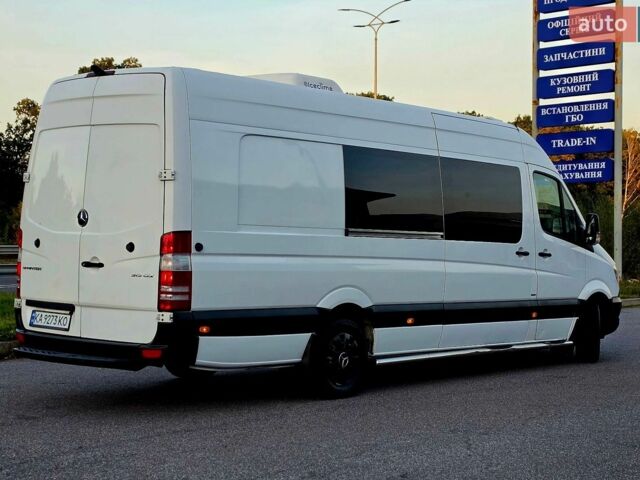 Белый Мерседес Sprinter, объемом двигателя 2.14 л и пробегом 414 тыс. км за 22000 $, фото 8 на Automoto.ua