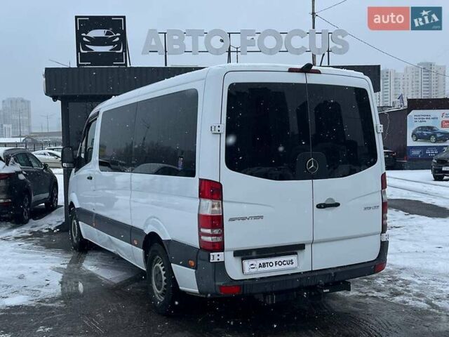 Белый Мерседес Sprinter, объемом двигателя 2.14 л и пробегом 510 тыс. км за 17690 $, фото 4 на Automoto.ua