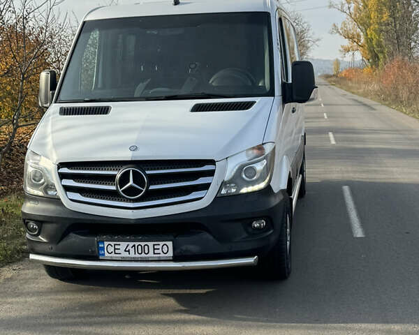 Белый Мерседес Sprinter, объемом двигателя 2.99 л и пробегом 400 тыс. км за 28920 $, фото 2 на Automoto.ua