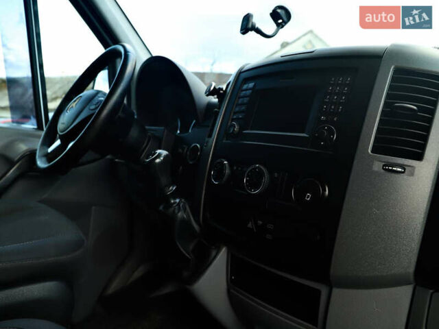 Белый Мерседес Sprinter, объемом двигателя 2.14 л и пробегом 450 тыс. км за 20500 $, фото 40 на Automoto.ua