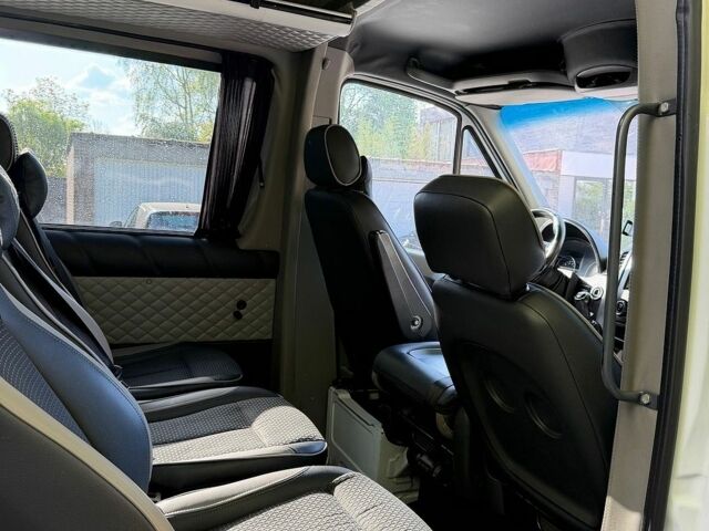 Белый Мерседес Sprinter, объемом двигателя 2.14 л и пробегом 645 тыс. км за 17999 $, фото 3 на Automoto.ua