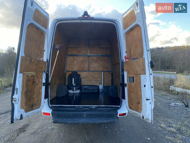 Белый Мерседес Sprinter, объемом двигателя 2.14 л и пробегом 450 тыс. км за 20500 $, фото 47 на Automoto.ua