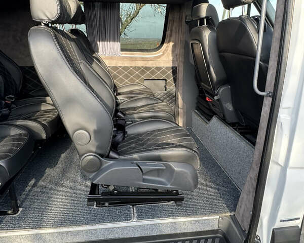 Белый Мерседес Sprinter, объемом двигателя 2.99 л и пробегом 400 тыс. км за 28920 $, фото 12 на Automoto.ua
