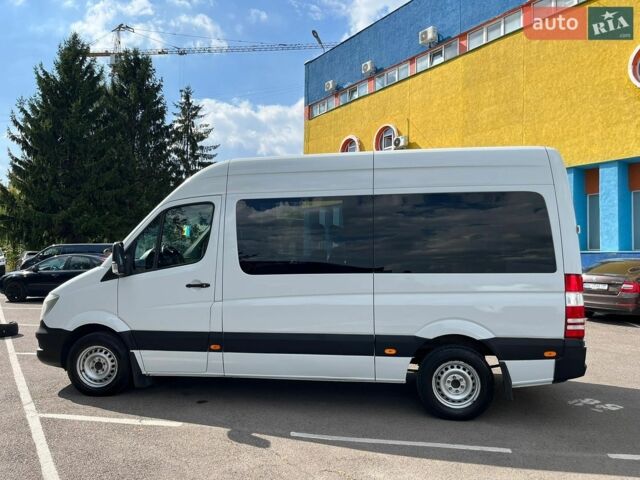 Белый Мерседес Sprinter, объемом двигателя 2.14 л и пробегом 369 тыс. км за 22000 $, фото 12 на Automoto.ua