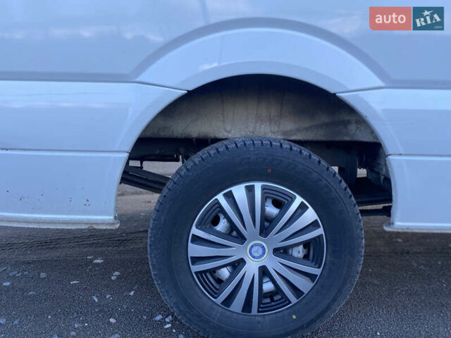 Белый Мерседес Sprinter, объемом двигателя 2.14 л и пробегом 450 тыс. км за 20500 $, фото 11 на Automoto.ua