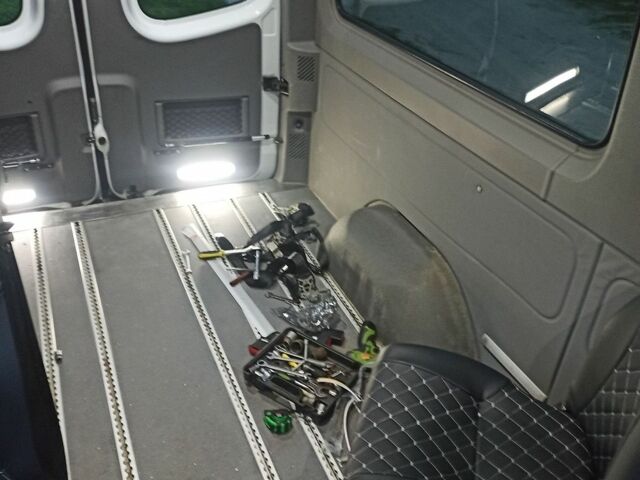 Белый Мерседес Sprinter, объемом двигателя 2.14 л и пробегом 233 тыс. км за 23900 $, фото 46 на Automoto.ua