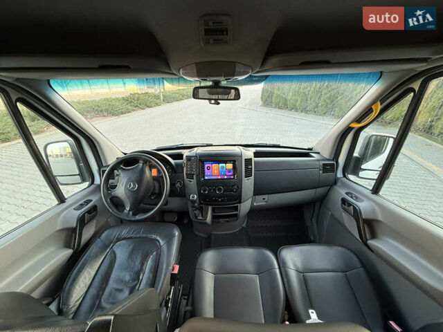 Белый Мерседес Sprinter, объемом двигателя 2.14 л и пробегом 320 тыс. км за 23499 $, фото 20 на Automoto.ua