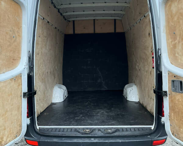 Білий Мерседес Sprinter, об'ємом двигуна 3 л та пробігом 498 тис. км за 37193 $, фото 13 на Automoto.ua