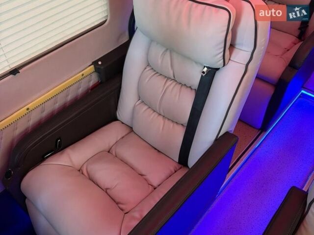 Белый Мерседес Sprinter, объемом двигателя 2.99 л и пробегом 540 тыс. км за 47999 $, фото 40 на Automoto.ua