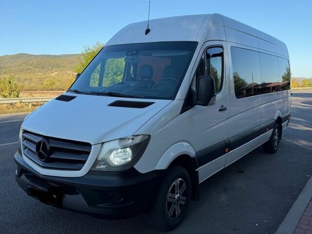 Белый Мерседес Sprinter, объемом двигателя 3 л и пробегом 614 тыс. км за 18086 $, фото 1 на Automoto.ua