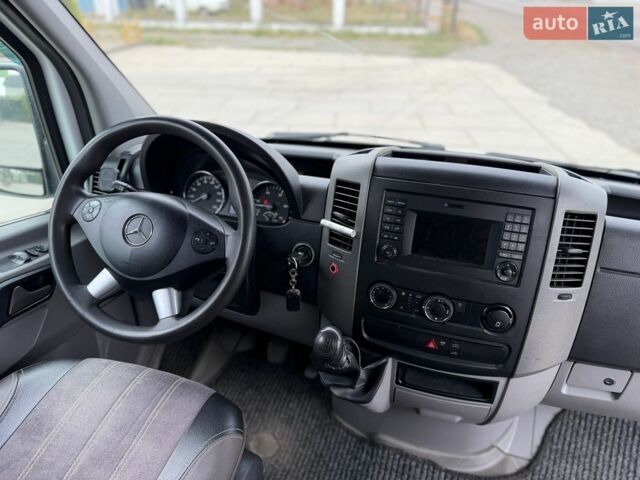 Білий Мерседес Sprinter, об'ємом двигуна 2.99 л та пробігом 500 тис. км за 23800 $, фото 13 на Automoto.ua