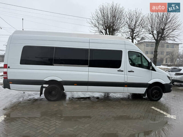 Белый Мерседес Sprinter, объемом двигателя 3 л и пробегом 537 тыс. км за 41999 $, фото 6 на Automoto.ua
