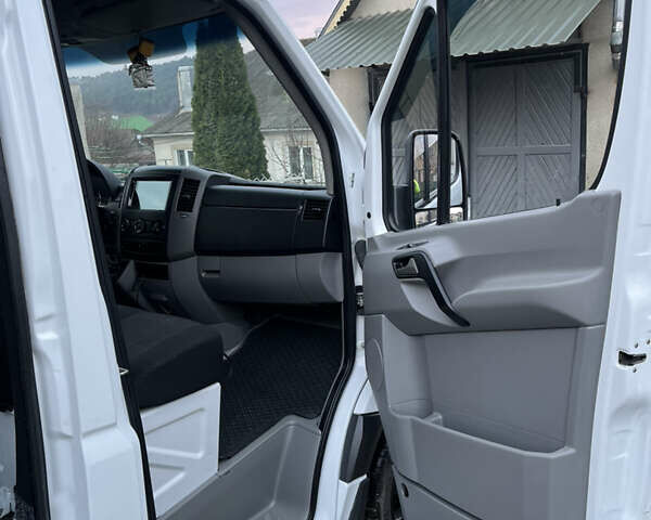 Білий Мерседес Sprinter, об'ємом двигуна 3 л та пробігом 498 тис. км за 37193 $, фото 2 на Automoto.ua