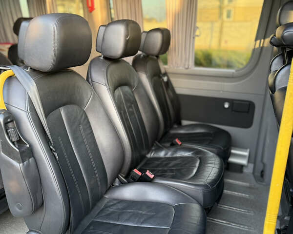 Белый Мерседес Sprinter, объемом двигателя 2.14 л и пробегом 320 тыс. км за 23499 $, фото 32 на Automoto.ua