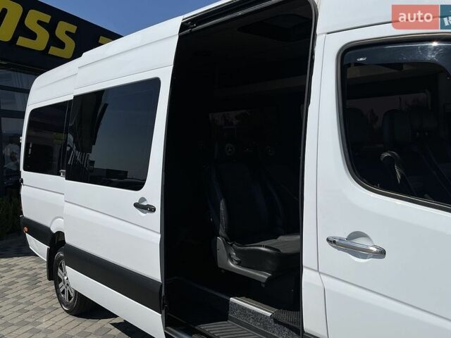 Білий Мерседес Sprinter, об'ємом двигуна 2.99 л та пробігом 612 тис. км за 21700 $, фото 21 на Automoto.ua