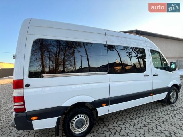 Белый Мерседес Sprinter, объемом двигателя 2.2 л и пробегом 299 тыс. км за 17999 $, фото 29 на Automoto.ua