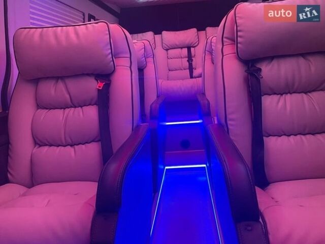Белый Мерседес Sprinter, объемом двигателя 2.99 л и пробегом 540 тыс. км за 47999 $, фото 52 на Automoto.ua