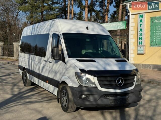 Белый Мерседес Sprinter, объемом двигателя 2.99 л и пробегом 540 тыс. км за 47444 $, фото 11 на Automoto.ua