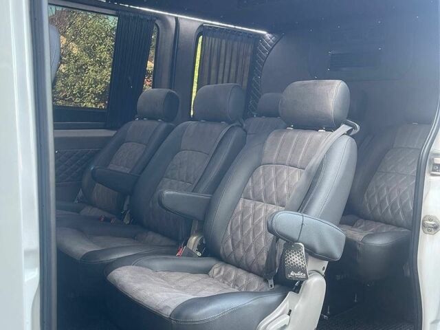 Белый Мерседес Sprinter, объемом двигателя 3 л и пробегом 650 тыс. км за 30500 $, фото 2 на Automoto.ua