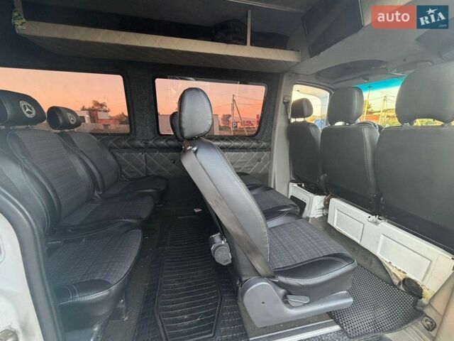 Белый Мерседес Sprinter, объемом двигателя 2.99 л и пробегом 600 тыс. км за 22499 $, фото 9 на Automoto.ua