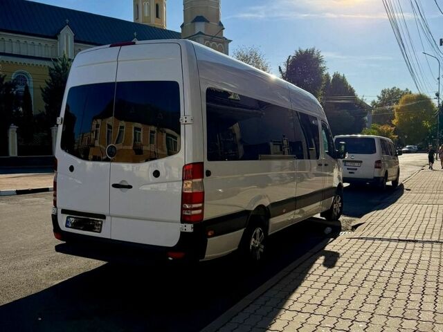 Белый Мерседес Sprinter, объемом двигателя 3 л и пробегом 614 тыс. км за 18086 $, фото 7 на Automoto.ua