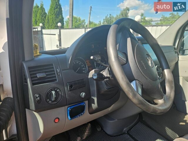 Белый Мерседес Sprinter, объемом двигателя 2.14 л и пробегом 360 тыс. км за 19000 $, фото 12 на Automoto.ua
