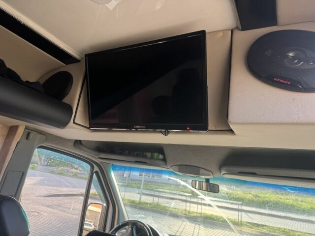 Белый Мерседес Sprinter, объемом двигателя 2.1 л и пробегом 350 тыс. км за 20999 $, фото 9 на Automoto.ua