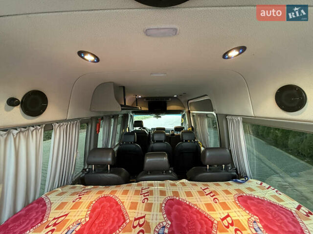 Белый Мерседес Sprinter, объемом двигателя 2.14 л и пробегом 320 тыс. км за 23499 $, фото 29 на Automoto.ua