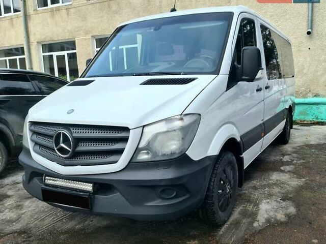 Белый Мерседес Sprinter, объемом двигателя 3 л и пробегом 500 тыс. км за 26000 $, фото 1 на Automoto.ua
