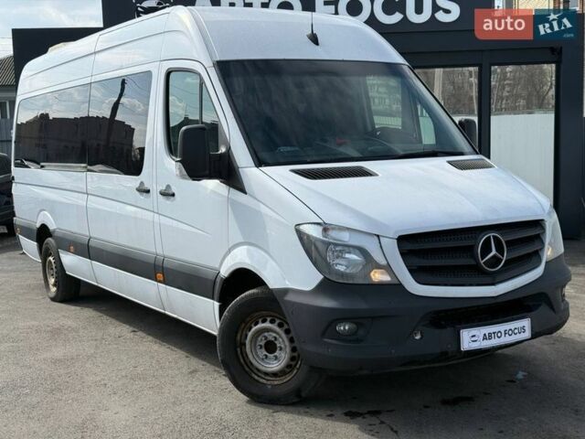 Белый Мерседес Sprinter, объемом двигателя 2.14 л и пробегом 350 тыс. км за 25990 $, фото 1 на Automoto.ua