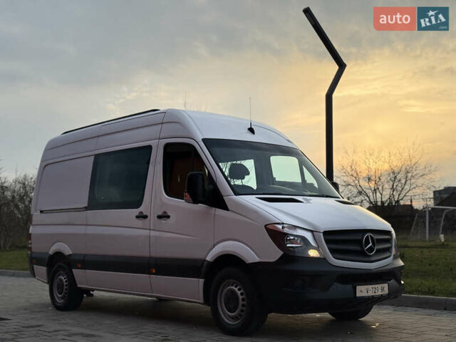 Белый Мерседес Sprinter, объемом двигателя 2.2 л и пробегом 278 тыс. км за 21500 $, фото 6 на Automoto.ua