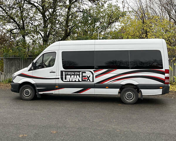 Білий Мерседес Sprinter, об'ємом двигуна 2.14 л та пробігом 563 тис. км за 32000 $, фото 2 на Automoto.ua