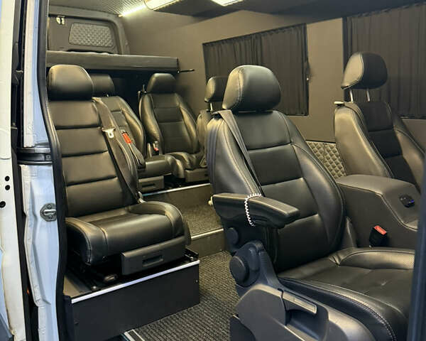 Белый Мерседес Sprinter, объемом двигателя 2.14 л и пробегом 607 тыс. км за 26000 $, фото 12 на Automoto.ua
