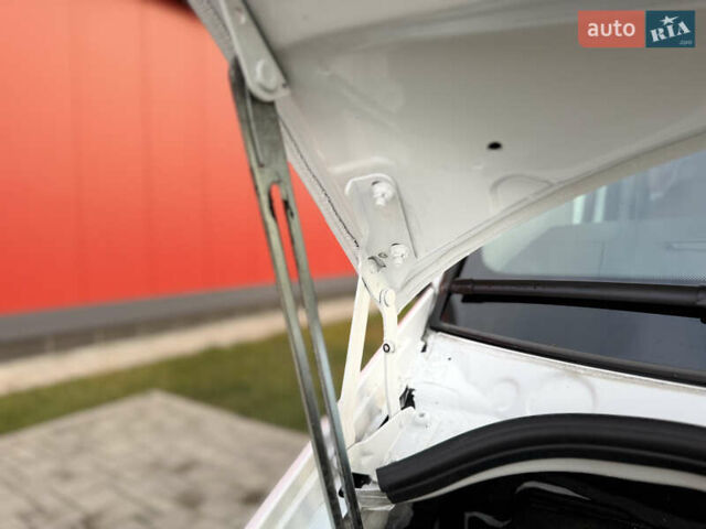 Белый Мерседес Sprinter, объемом двигателя 2.2 л и пробегом 278 тыс. км за 21500 $, фото 59 на Automoto.ua