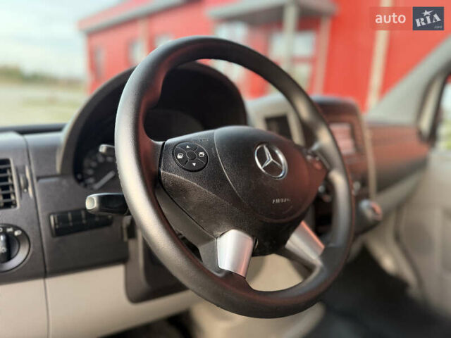 Белый Мерседес Sprinter, объемом двигателя 2.2 л и пробегом 278 тыс. км за 21500 $, фото 55 на Automoto.ua