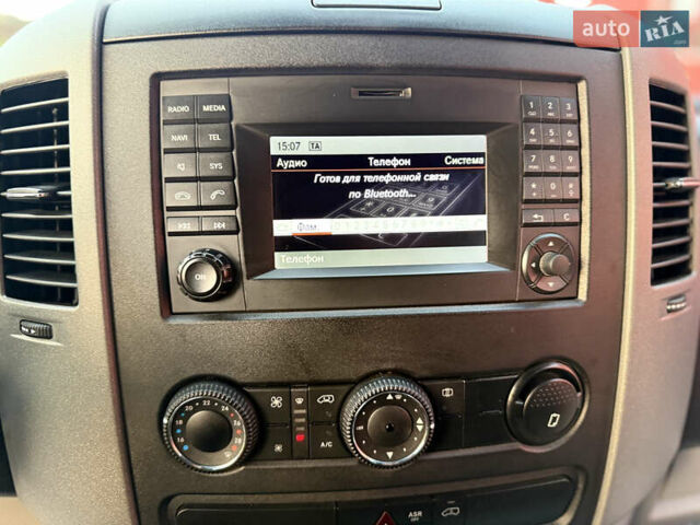 Белый Мерседес Sprinter, объемом двигателя 2.2 л и пробегом 278 тыс. км за 21500 $, фото 30 на Automoto.ua