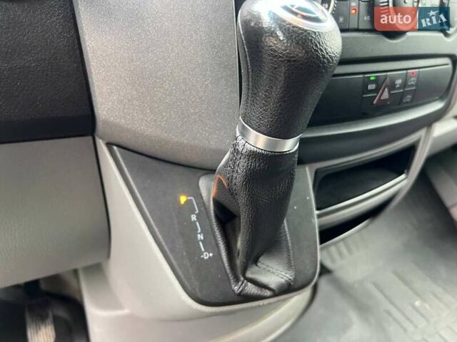 Белый Мерседес Sprinter, объемом двигателя 2.14 л и пробегом 296 тыс. км за 20000 $, фото 12 на Automoto.ua