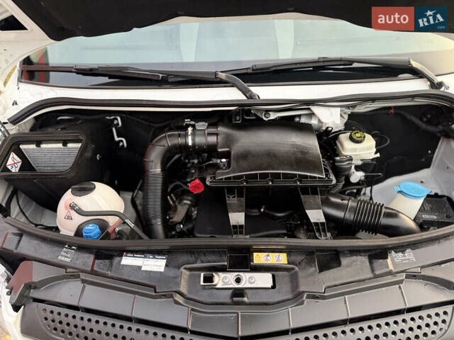 Белый Мерседес Sprinter, объемом двигателя 2.2 л и пробегом 278 тыс. км за 21500 $, фото 57 на Automoto.ua