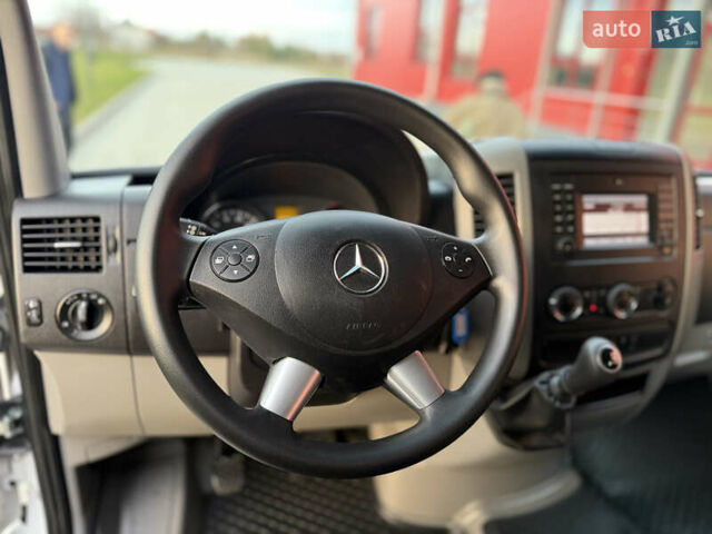 Белый Мерседес Sprinter, объемом двигателя 2.2 л и пробегом 278 тыс. км за 21500 $, фото 20 на Automoto.ua