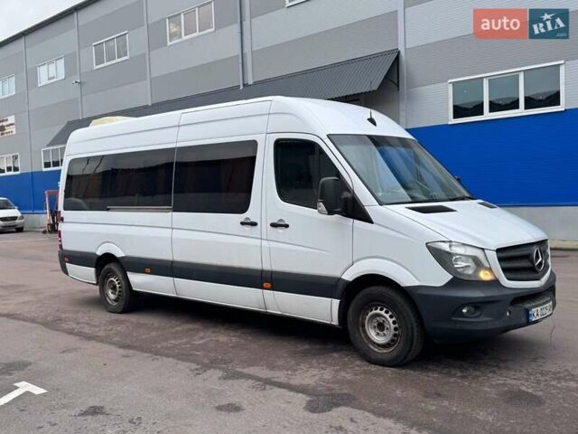 Белый Мерседес Sprinter, объемом двигателя 2.14 л и пробегом 250 тыс. км за 28000 $, фото 1 на Automoto.ua