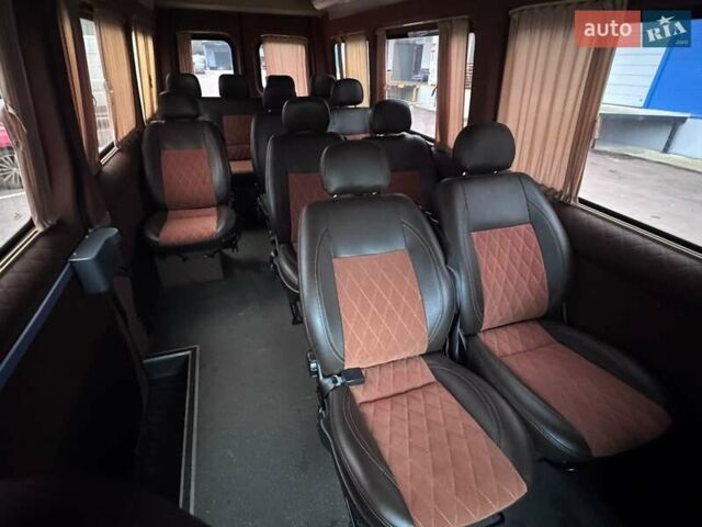 Белый Мерседес Sprinter, объемом двигателя 2.14 л и пробегом 250 тыс. км за 28000 $, фото 9 на Automoto.ua