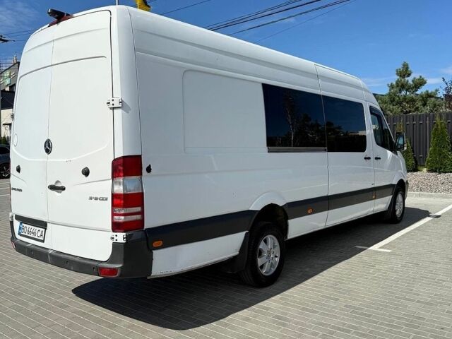 Белый Мерседес Sprinter, объемом двигателя 3.22 л и пробегом 650 тыс. км за 23000 $, фото 5 на Automoto.ua